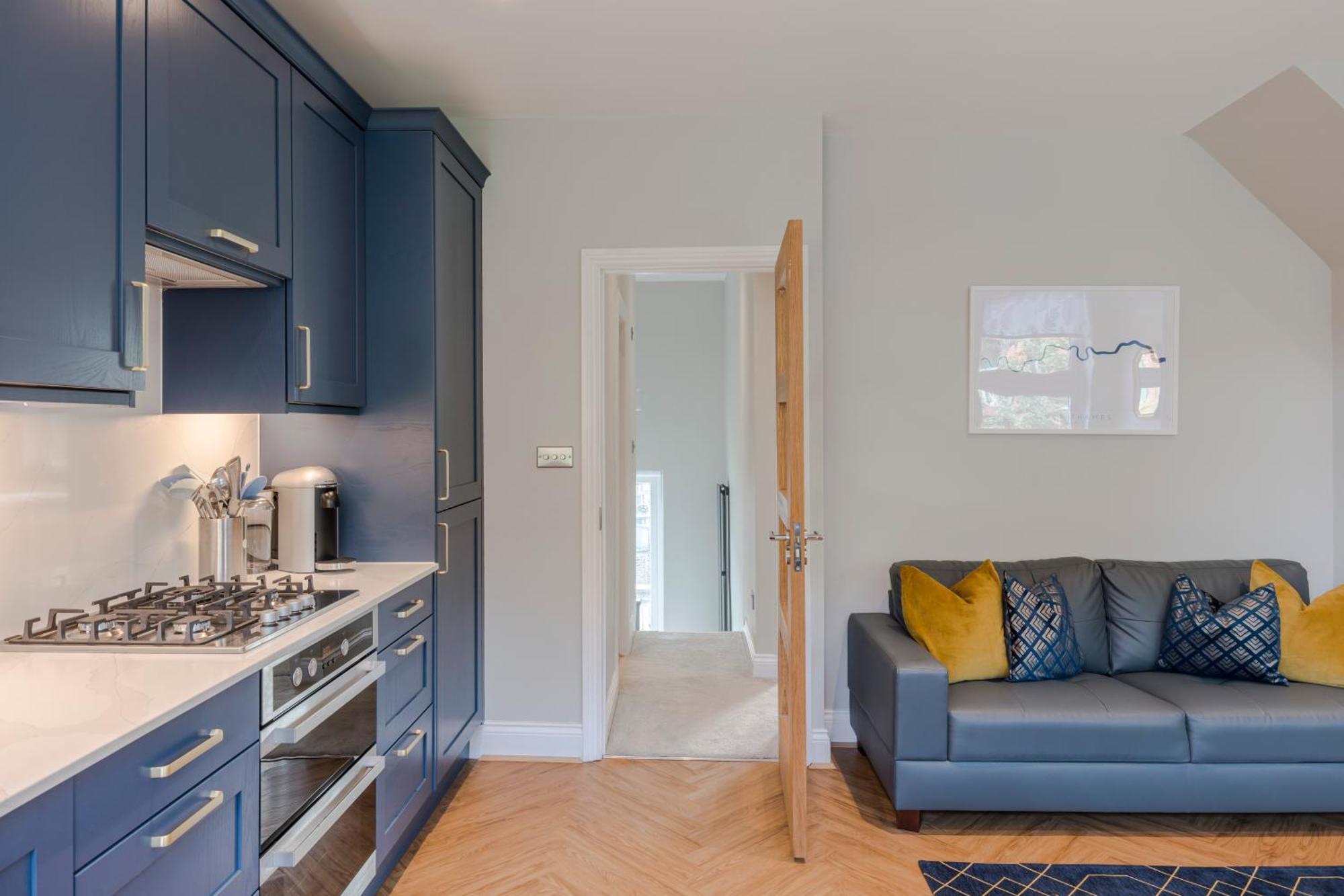 Stunning 3 Bed Duplex Apartment In The Heart Of West Hampstead Londra Exterior foto