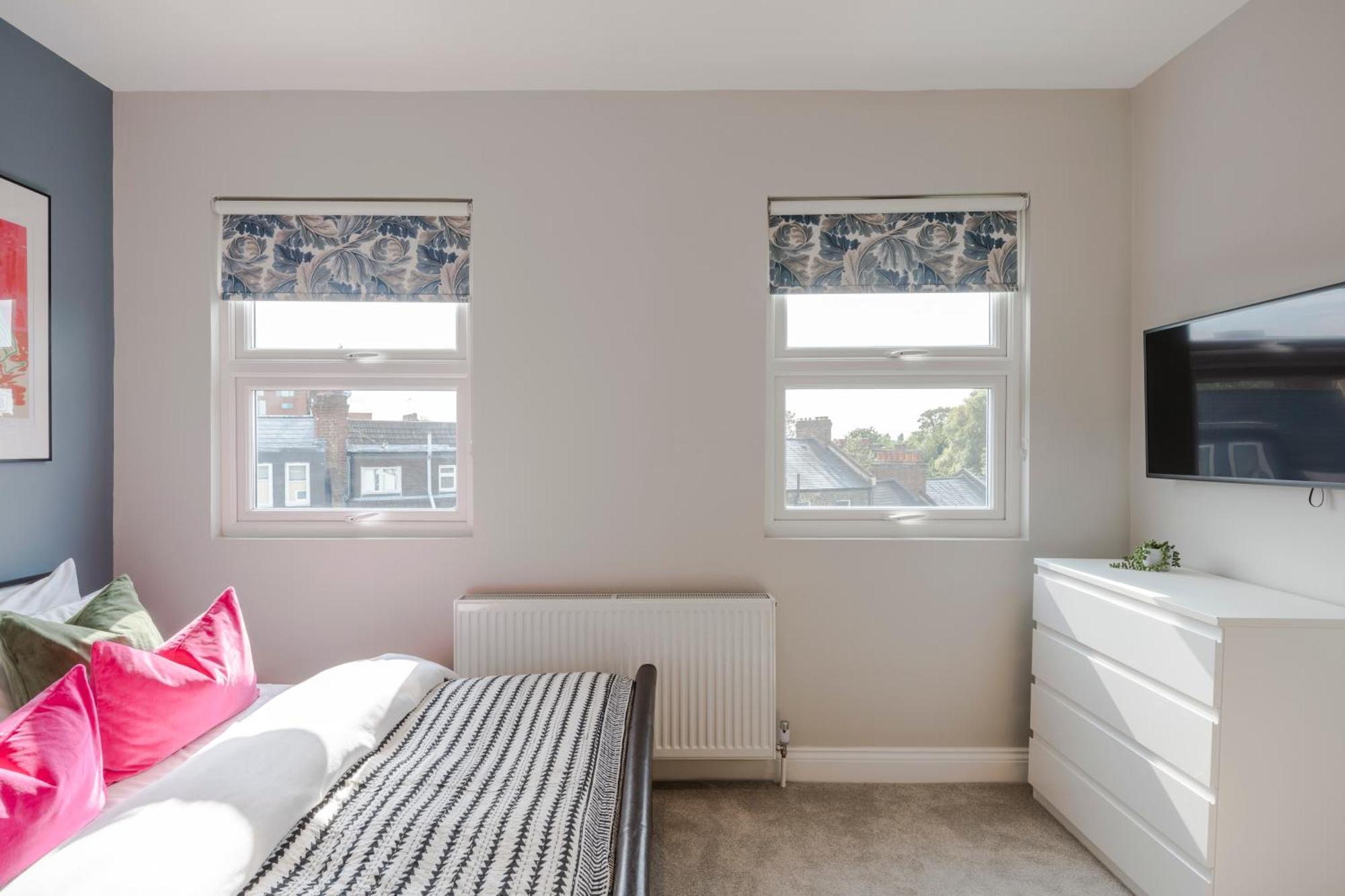 Stunning 3 Bed Duplex Apartment In The Heart Of West Hampstead Londra Exterior foto